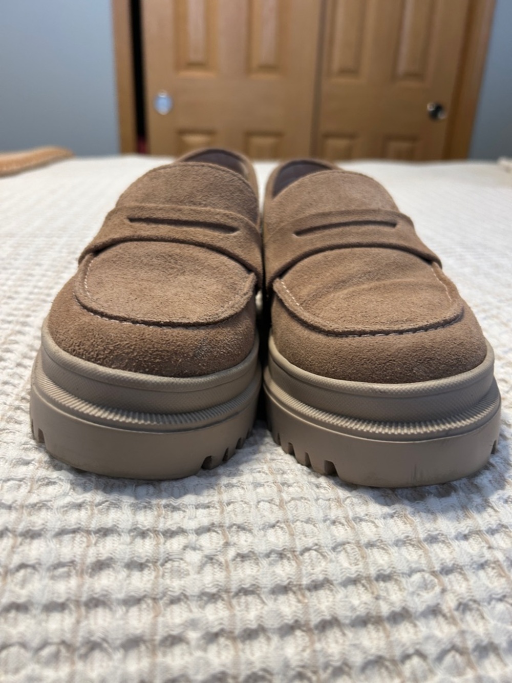 Portland Leather Patina Zoe Chunky Loafer Taupe Suede Lug Academia, Size 10 - Picture 4 of 6